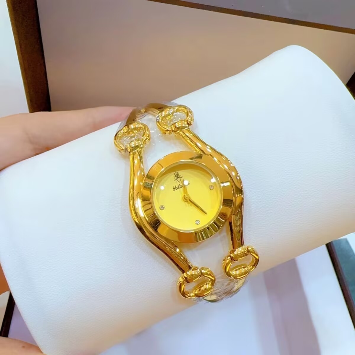 Jewelry Watch - Jam Tangan Berlapis Emas 24K Dubai