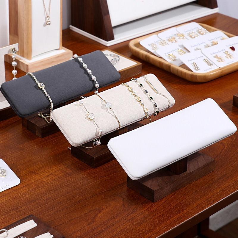 Rak Pajangan Perhiasan Kayu Wa - Jewelry And Watches Exhibition ulasan dan harga