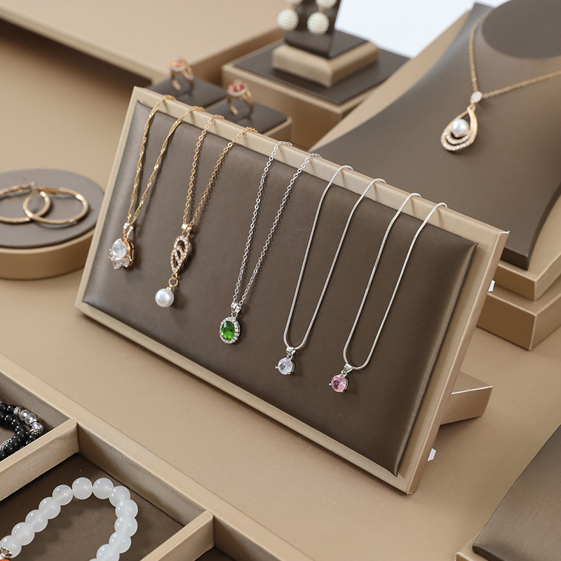 Rak Pajangan Gelang Kulit PU C - Jewelry And Watches Exhibition ulasan dan harga